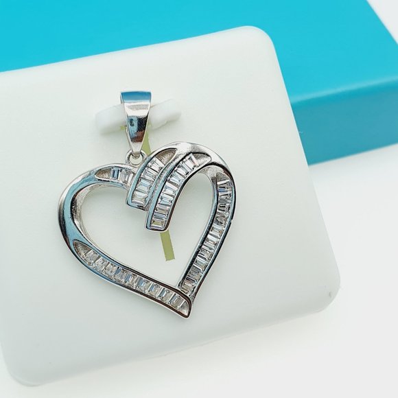 "925 Sterling Silver CZ Beautiful Pendant for Women, 1USPAR4023 - Picture 6 of 6